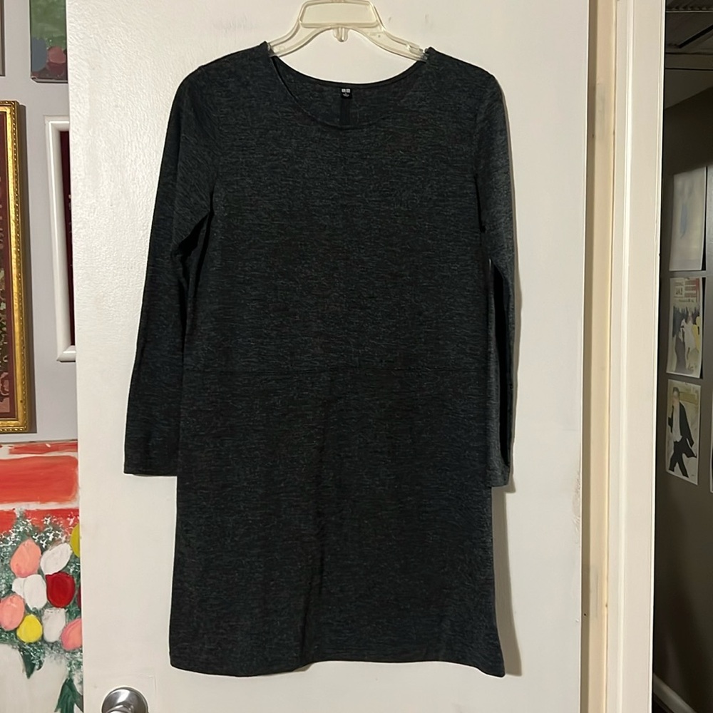 Uniqlo gray long sleeve dress